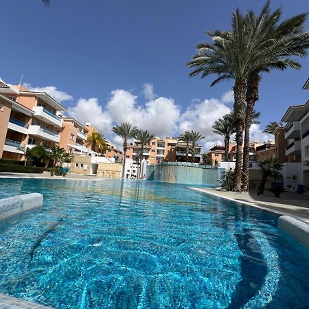 Iris Village Grand Apartment Paphos Exterior foto